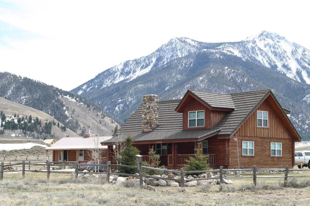 Montana Spirit Guest Lodge Cliff Lake Kültér fotó